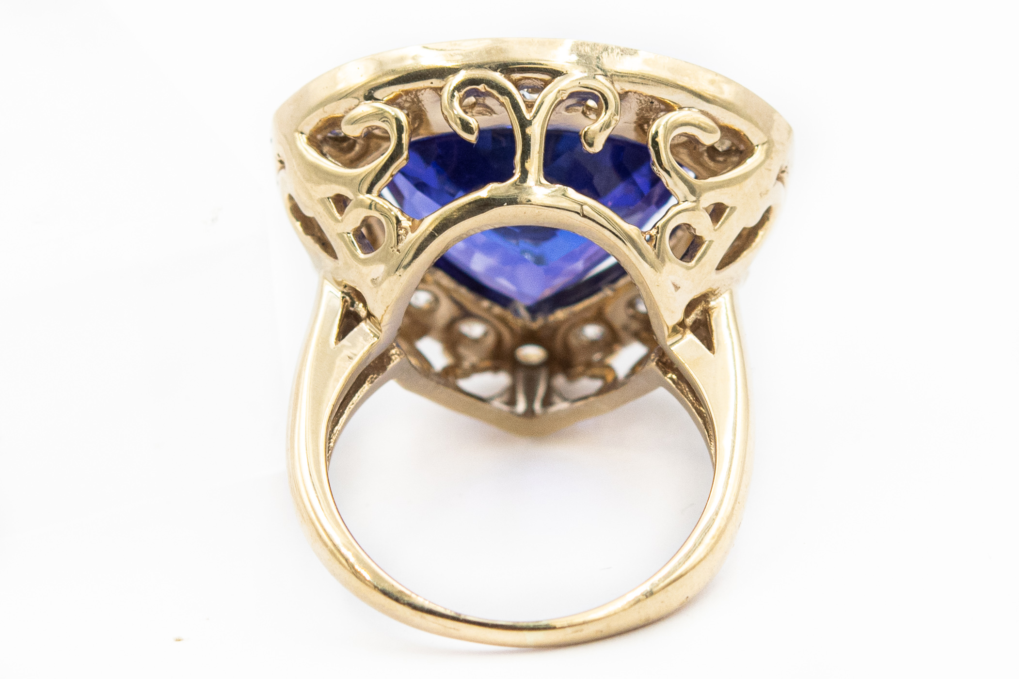 Estate Yellow Gold Diamond and Tanzanite Ring