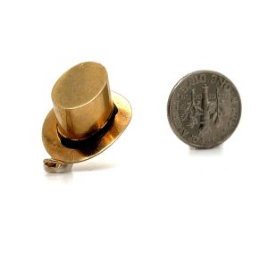 Vintage Yellow Gold and Enamel Top Hat Charm