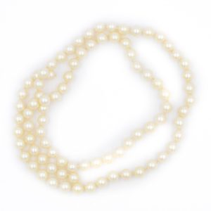 Contemporary Endless Pearl Necklace; No Clasp