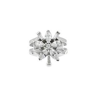 Estate White Gold and Diamond Split Shank Star Ring